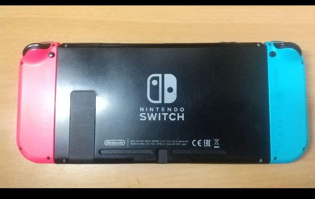 任天堂Switch本体+プロコン+ドック+ケーブル&モンハンソフト付き