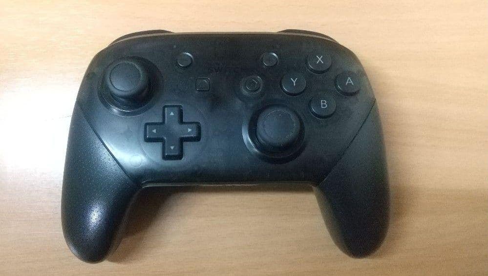 任天堂Switch本体+プロコン+ドック+ケーブル&モンハンソフト付き