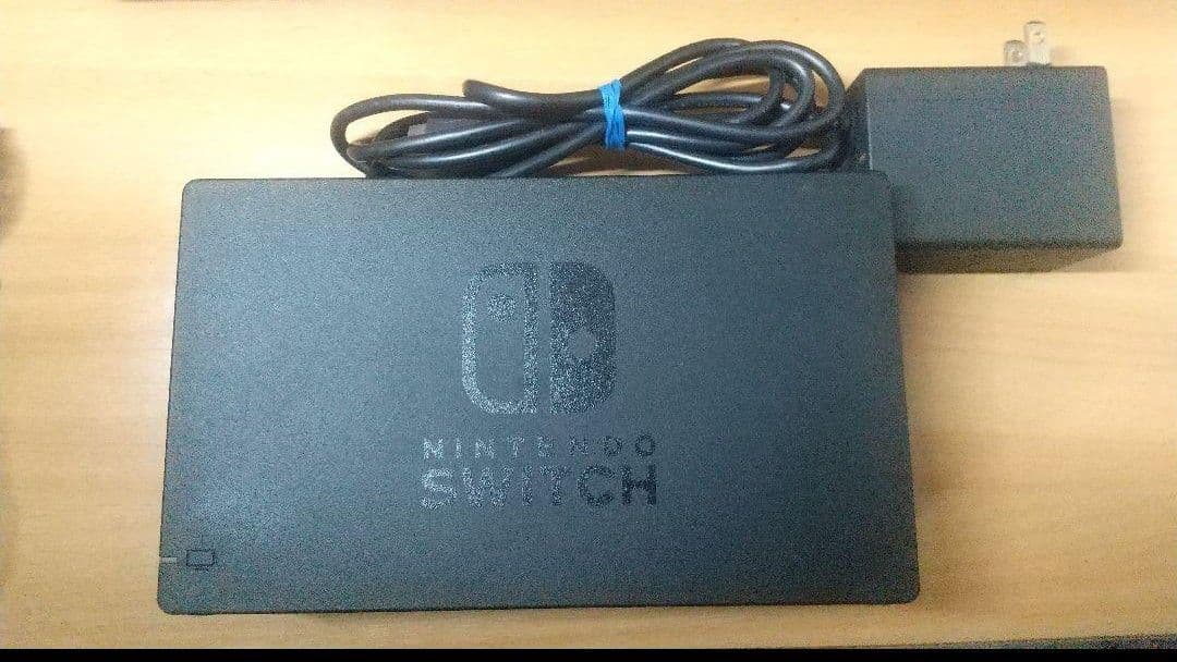 任天堂Switch本体+プロコン+ドック+ケーブル&モンハンソフト付き