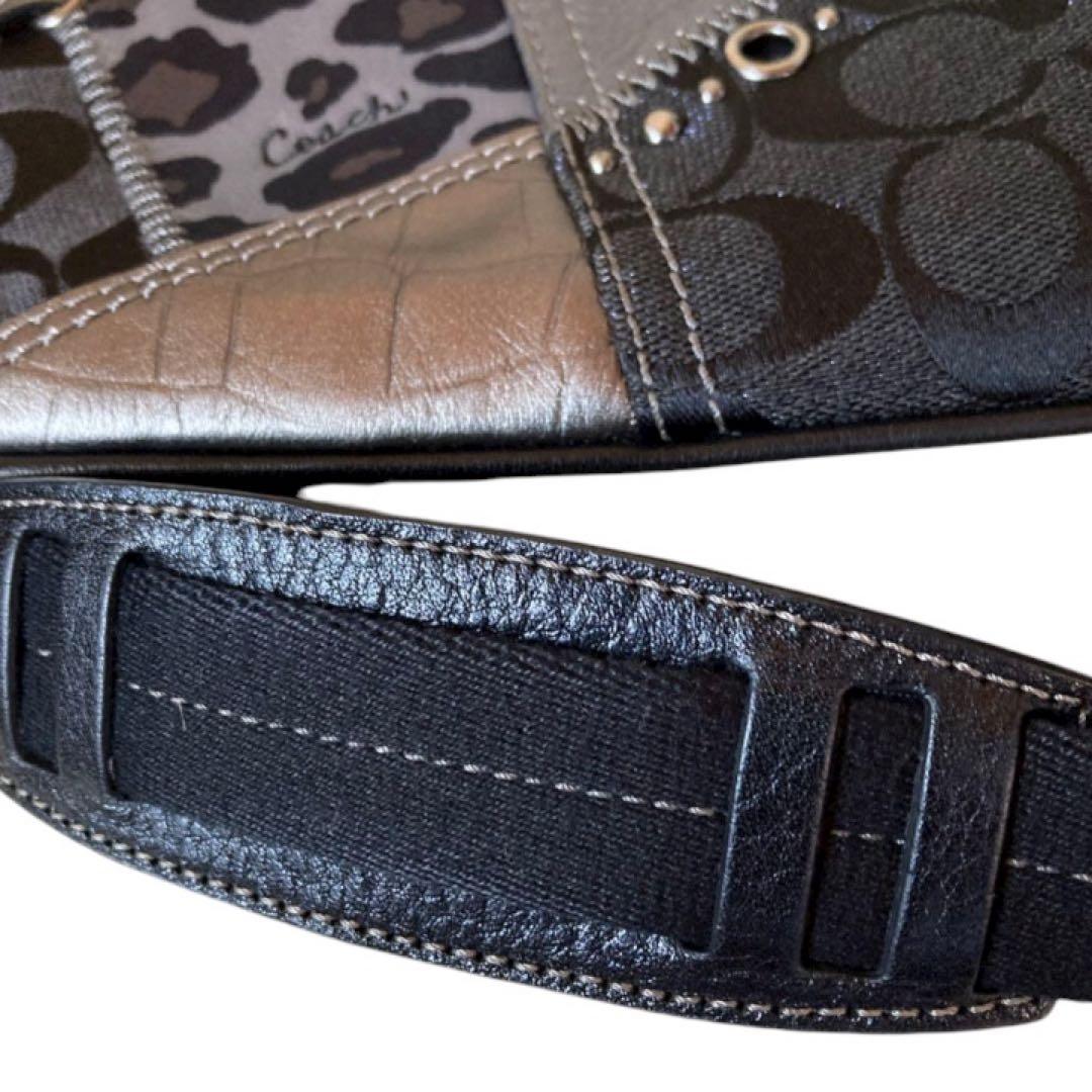 美品　COACH ショルダーバッグ パッチワーク サコッシュ パイソン　ロゴ