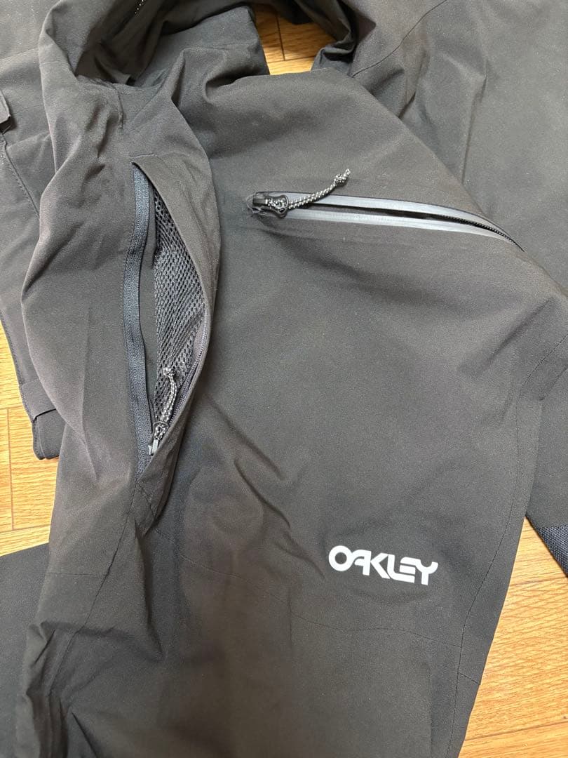 OAKLEY ブラック スノーボードパンツ XL 使用数回　美品