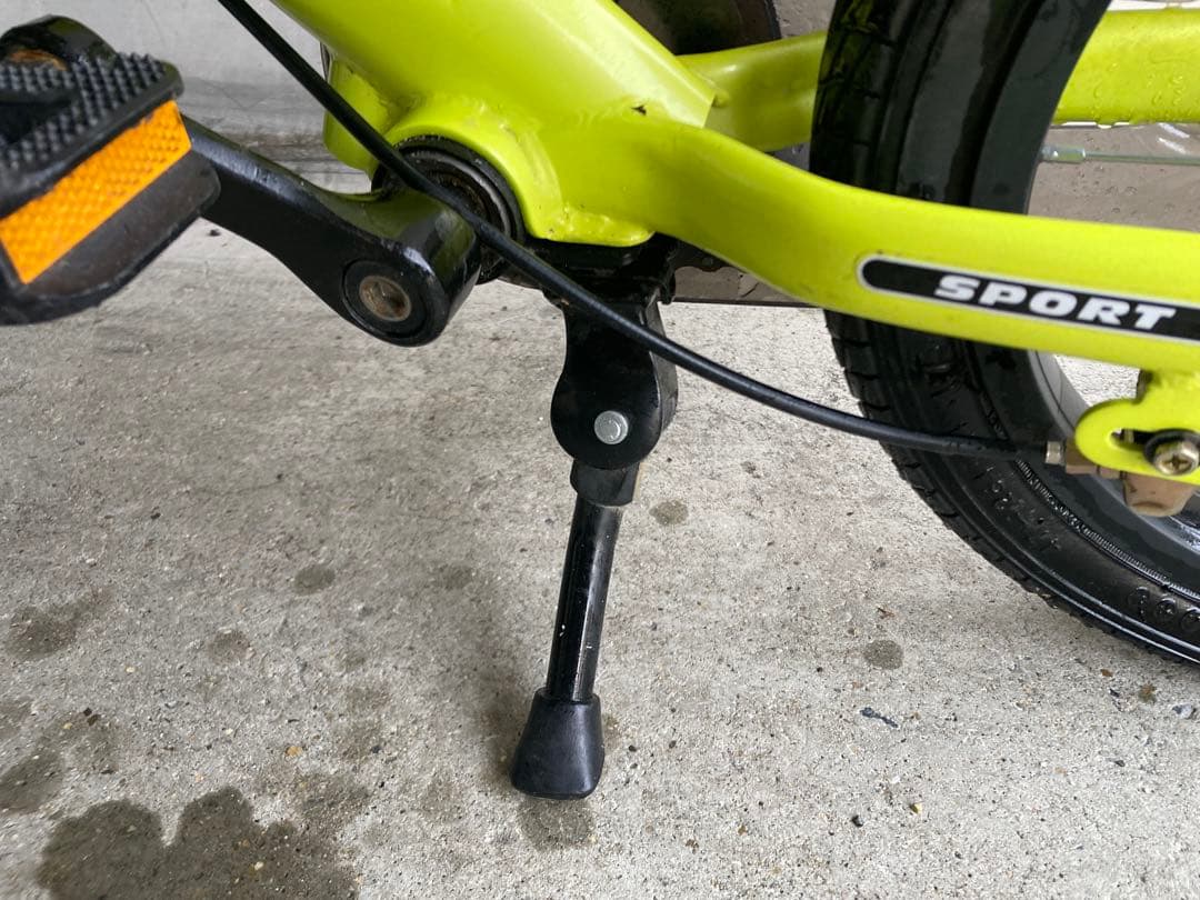 STRIDER 14x イエロー　キックスタンド、クイックリリース付き