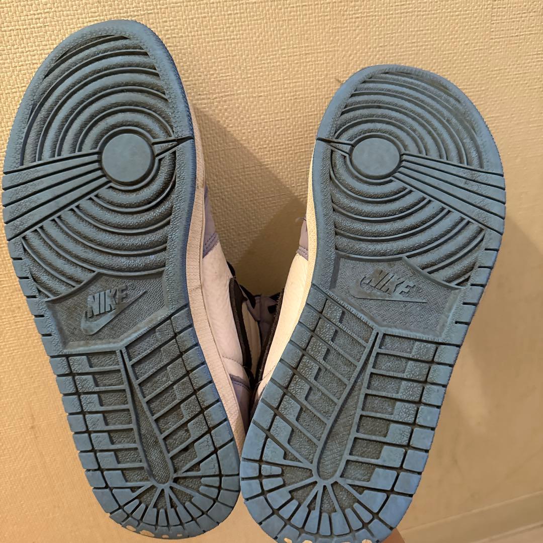 NIKE Jordan 1 ユニバーシティーブルー