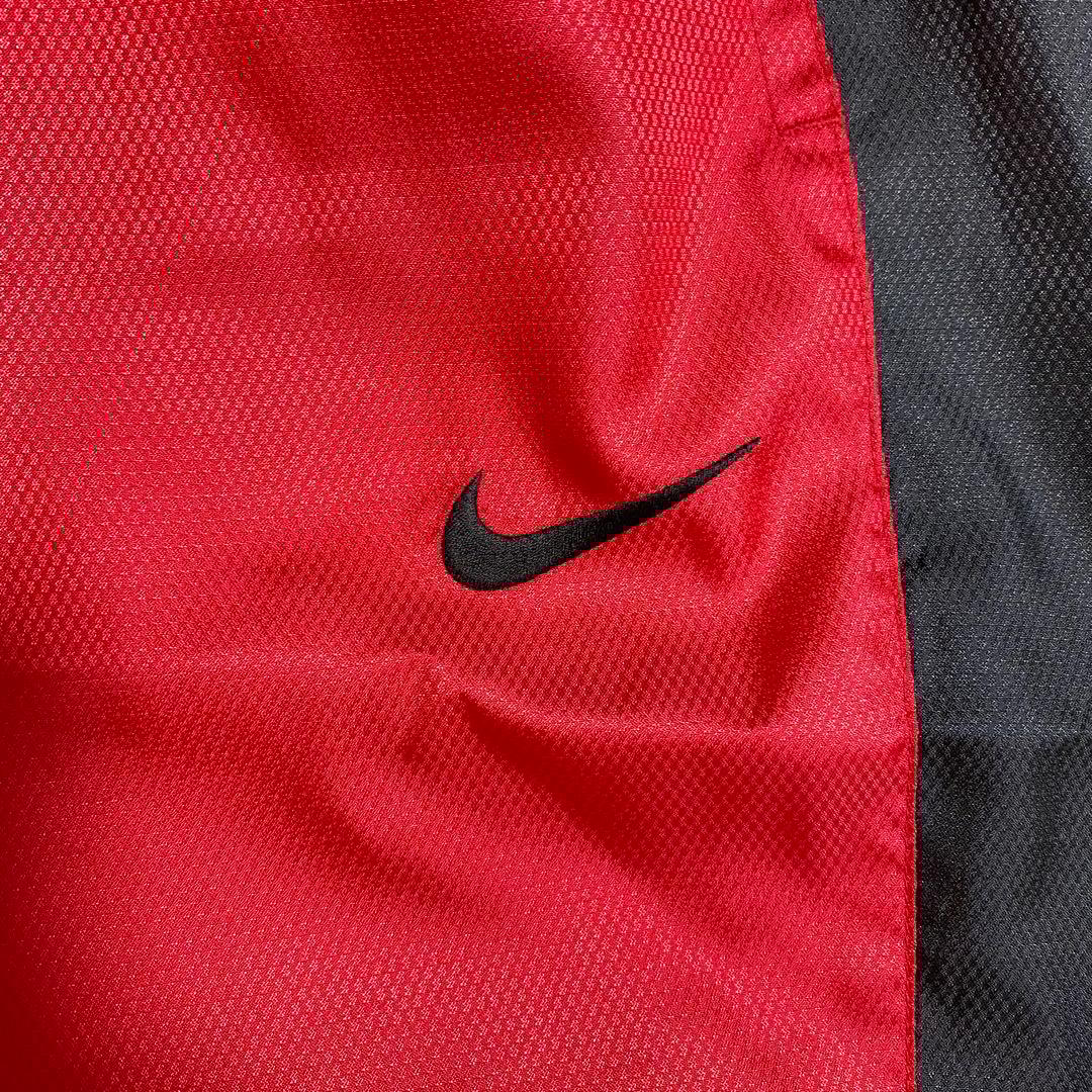 ナイキ　ナイロンジャージ　Y2K　セットアップ　トレーニング　刺繍　赤　黒　XL