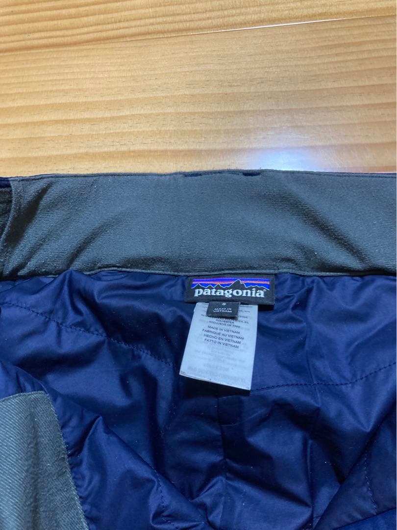 Patagonia スノーボードパンツ　レディースS ネイビー