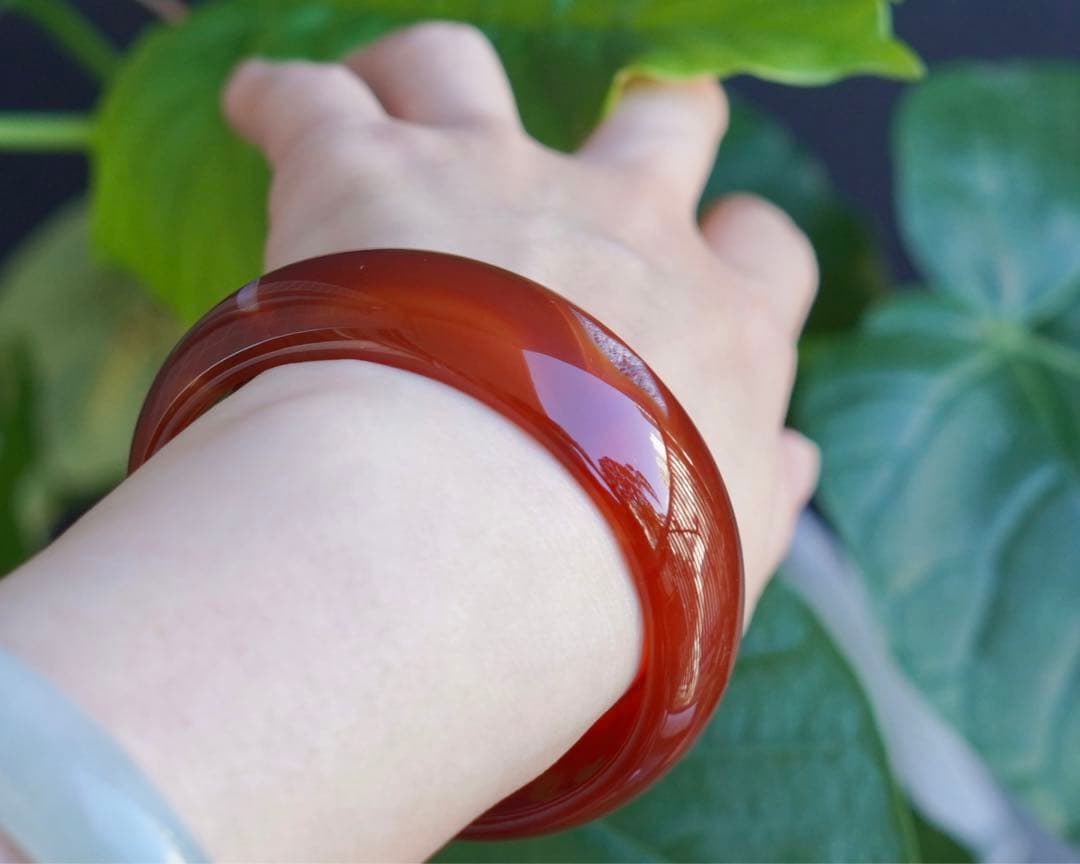 ❄メノウ カルセドニー 玉髄 バングル　腕輪　 新品 0058