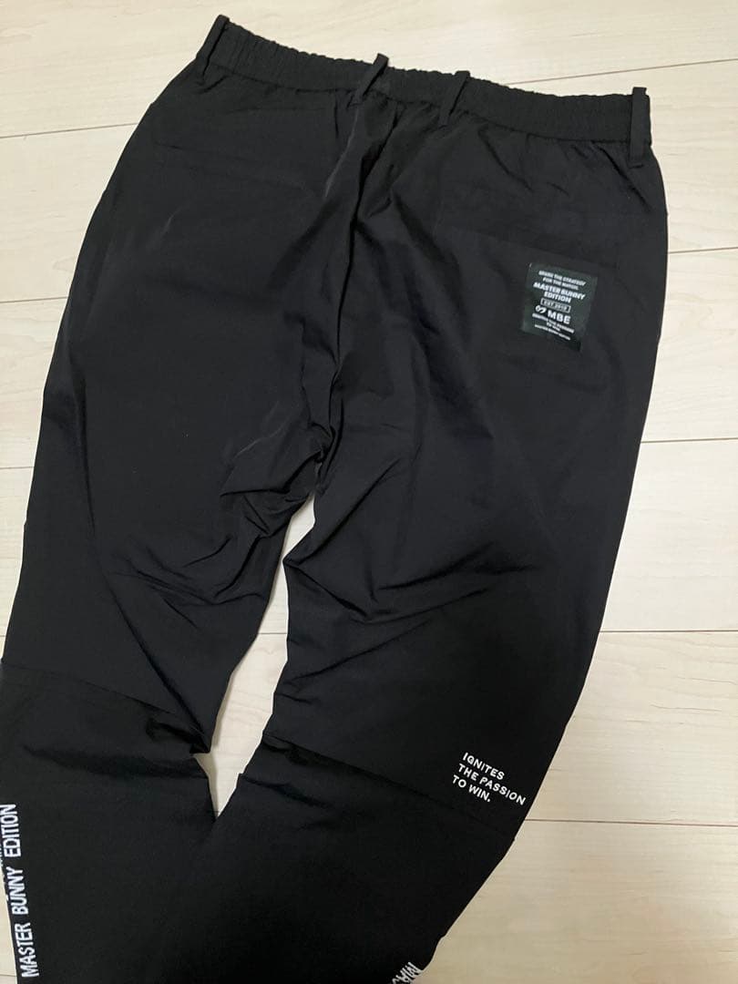 新品同様✳︎マスターバニーエディション✳︎サイズ5ロゴニットゴルフパンツ　試着のみ