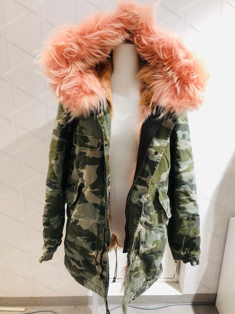 Mr&Mrs ITALY ミリタリーコート 迷彩柄 コーラルピンクファー フード