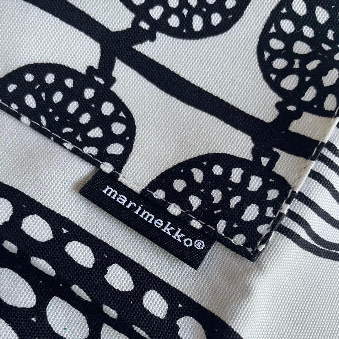 新品 marimekko プータルフリンパルハート エプロン グリーン - メルカリ