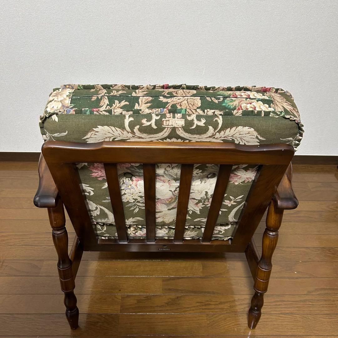 カリモク　コロニアル　リクライニング　アームチェア