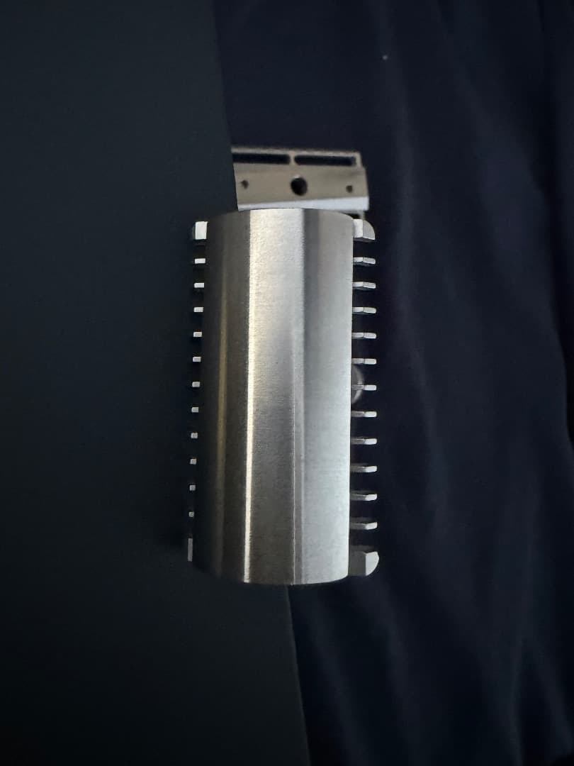 Above the Tie S1両刃カミソリ　SB・OC