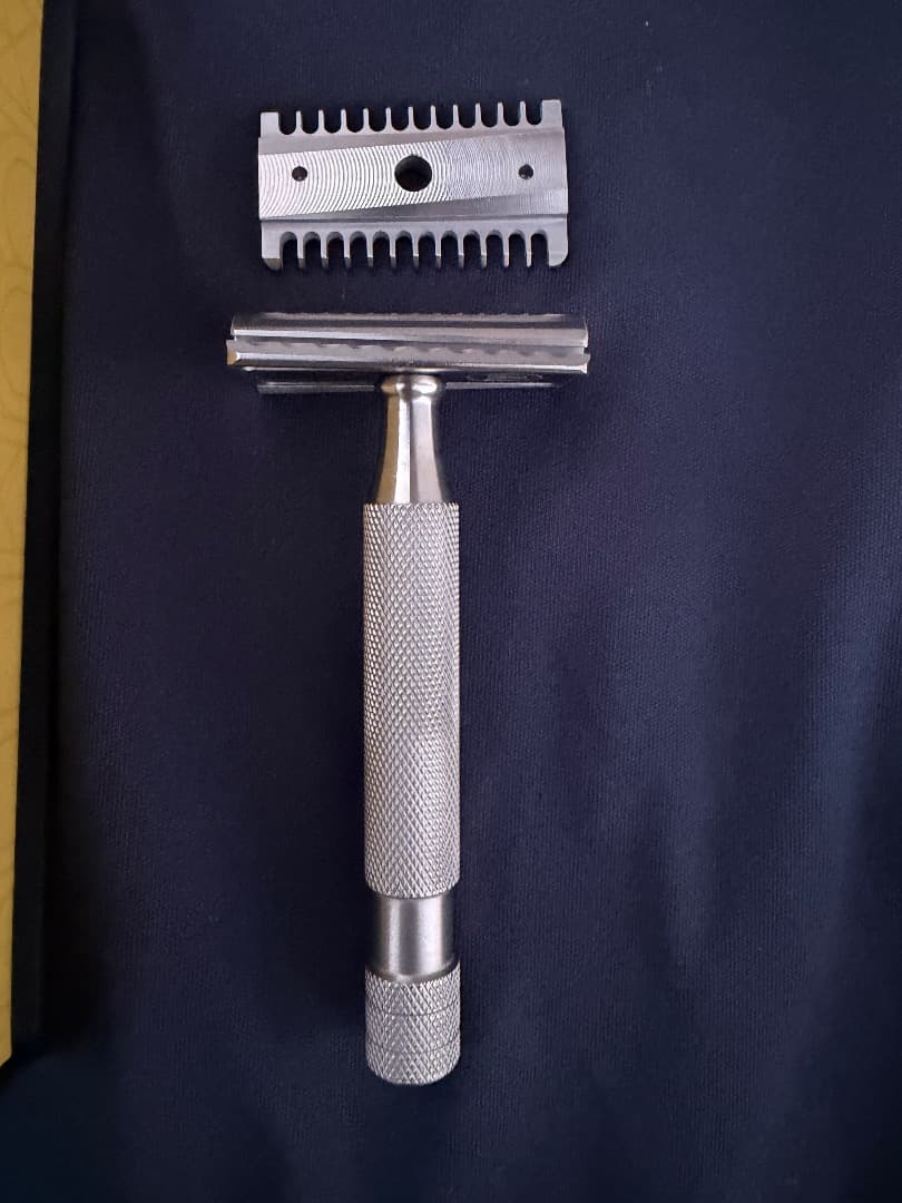 Above the Tie S1両刃カミソリ　SB・OC