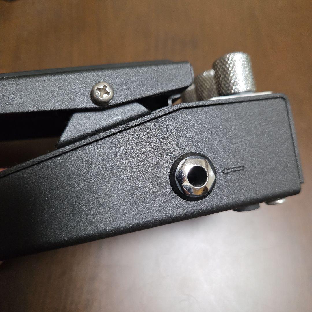 PLUTONIUM CHI-WAH-WAH エフェクター