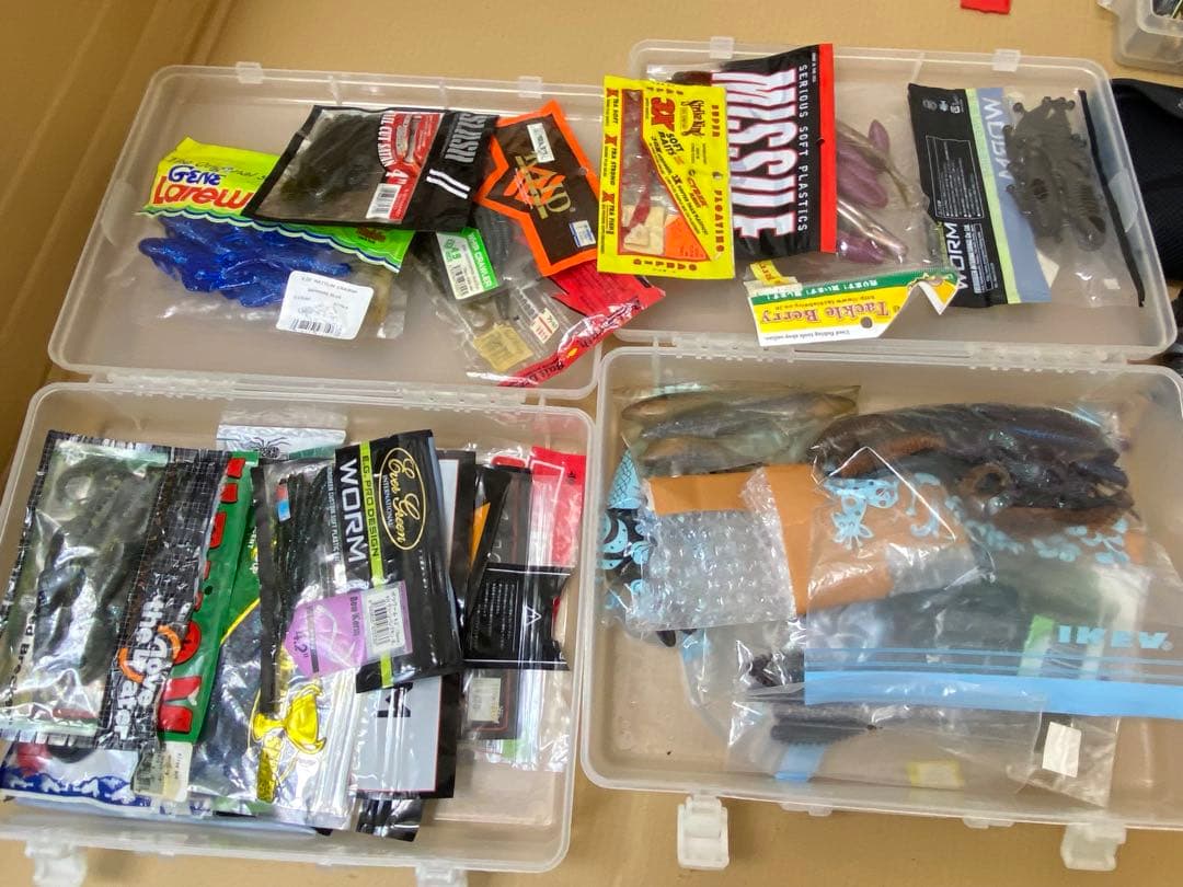 釣り道具 まとめ売り リール ルアー ワーム 大量