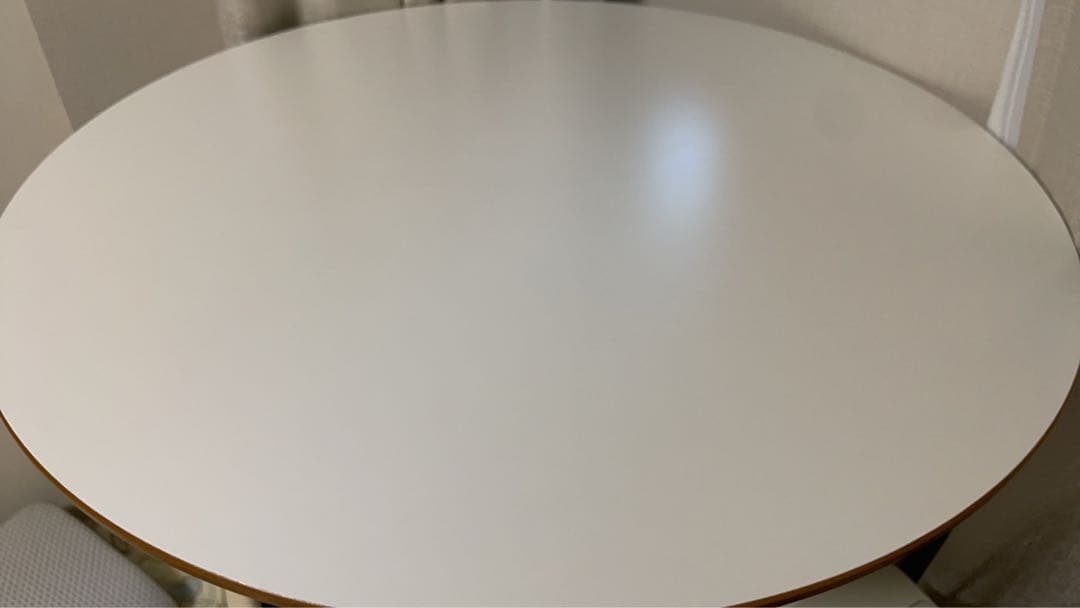 IKEA BILLSTA 丸テーブル - メルカリ