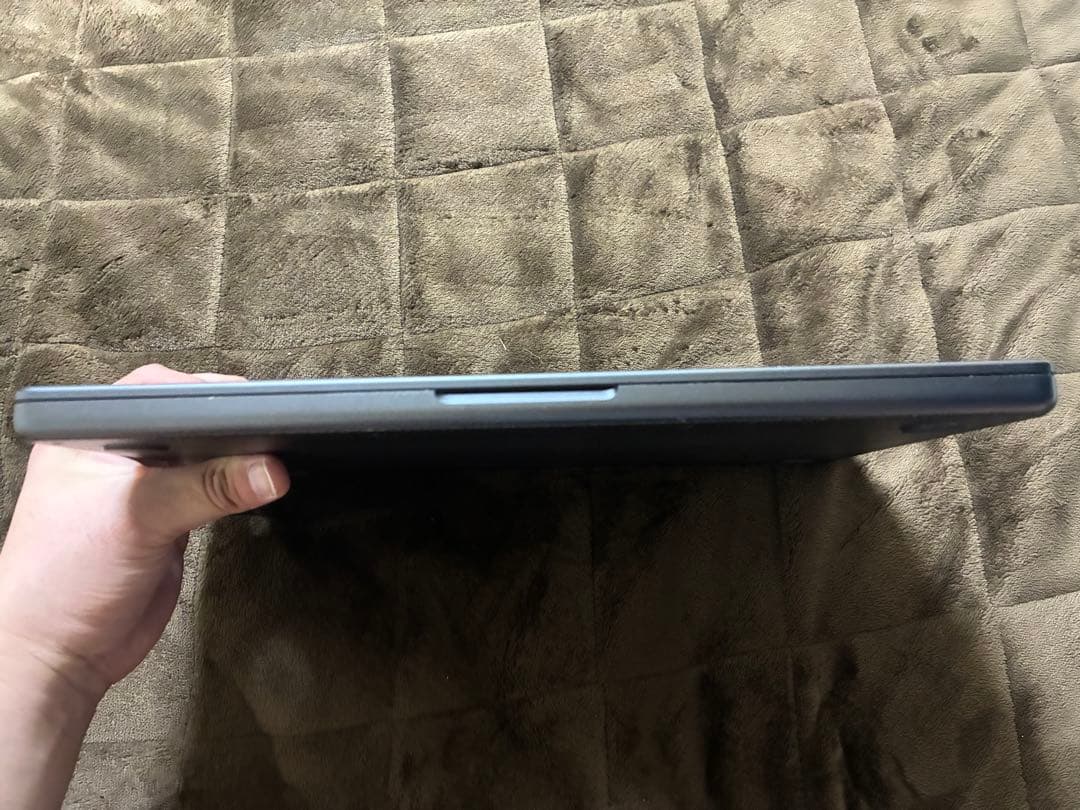 MacBook Pro M4 14インチ 32GB SSD512GB