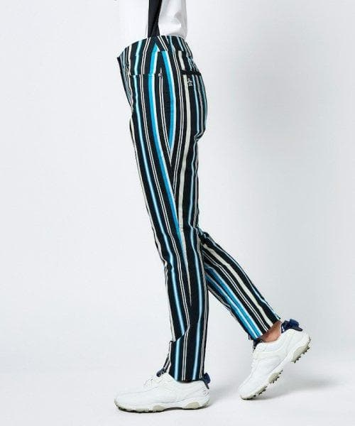 マンシングウエア　ヒートナビ ストレッチパンツ ７号 新品未使用