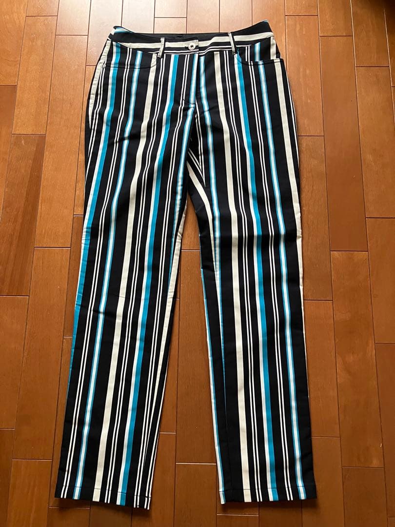 マンシングウエア　ヒートナビ ストレッチパンツ ７号 新品未使用