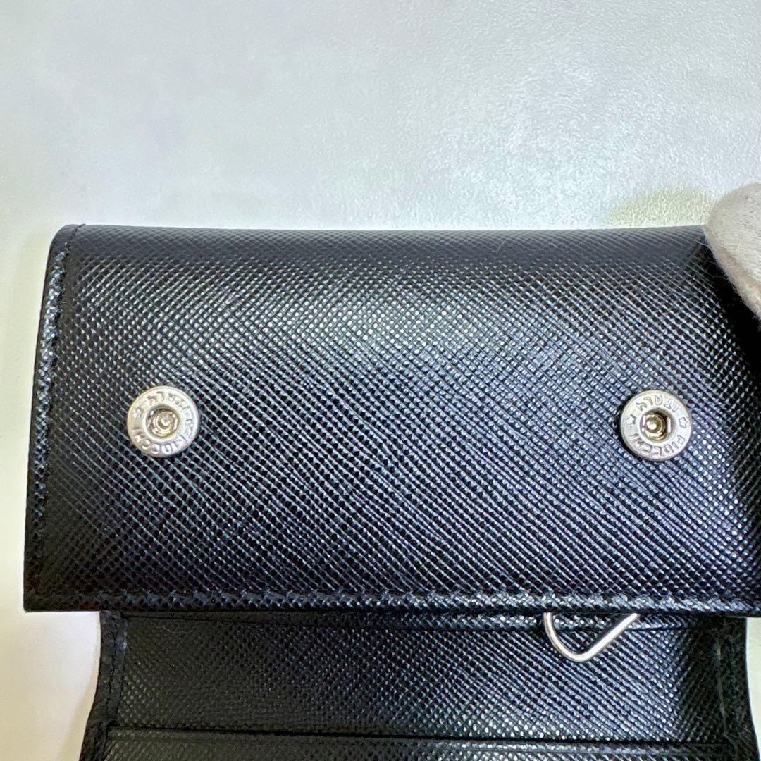 極美品 PRADA サフィアーノレザー 6連キーケース ブラック NERO 箱付