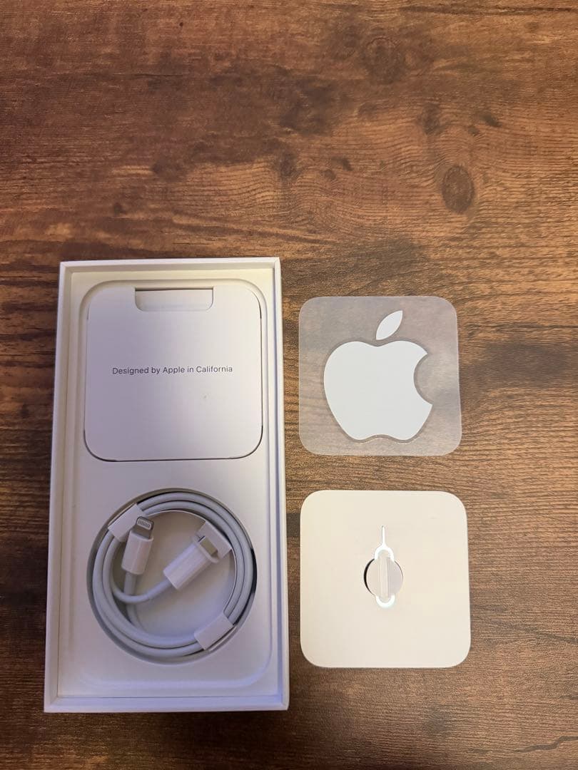 Apple iPhone 14 Pro 128GB シルバー SIMフリー