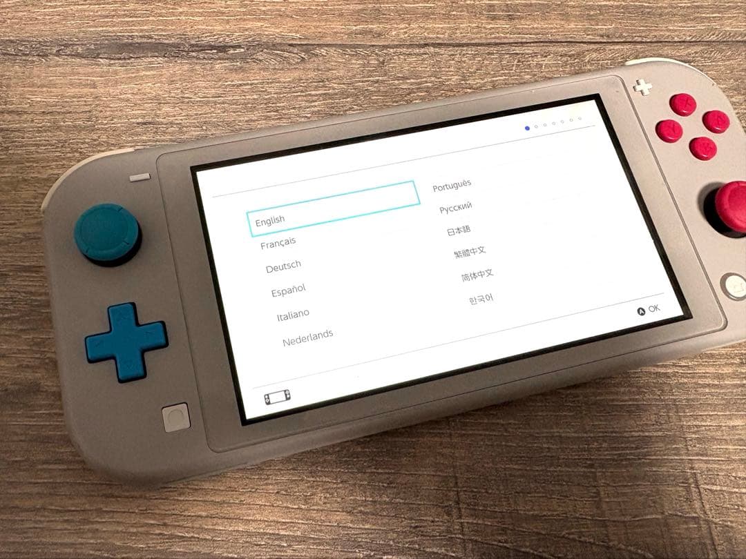 Y*r様 【最終】Nintendo Switch Lite ポケモンソードシール