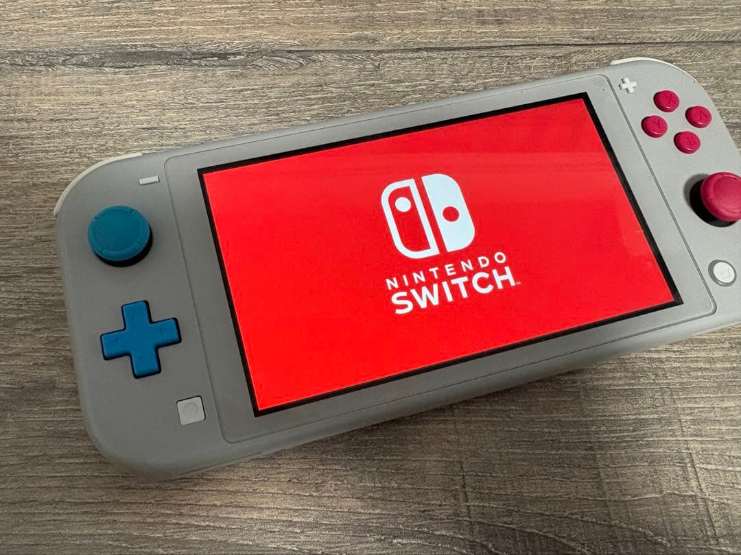 Y*r様 【最終】Nintendo Switch Lite ポケモンソードシール