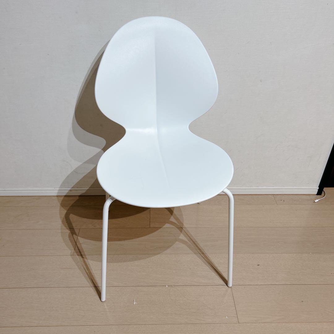 カリガリス　バジルチェア定価26,000円位①