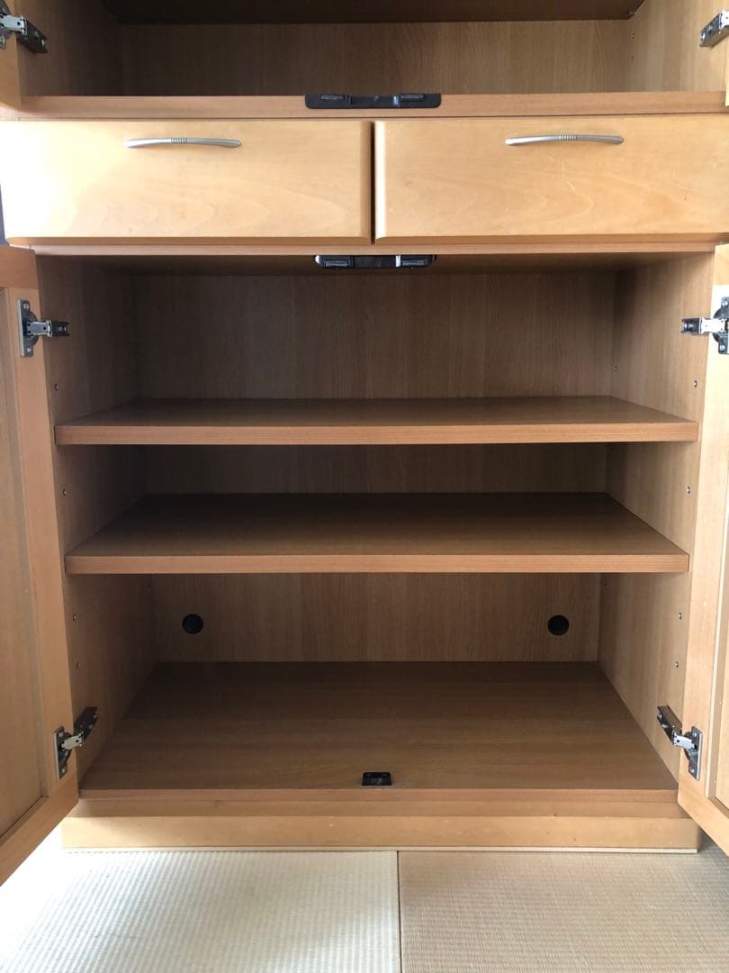 食器棚　木製　ガラス扉付き　起立木工