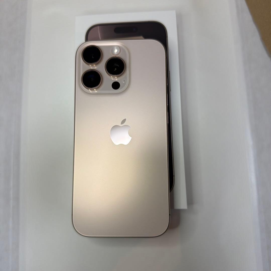 iPhone 16 Pro デザートチタニウム 256GB 本体 おまけ付き