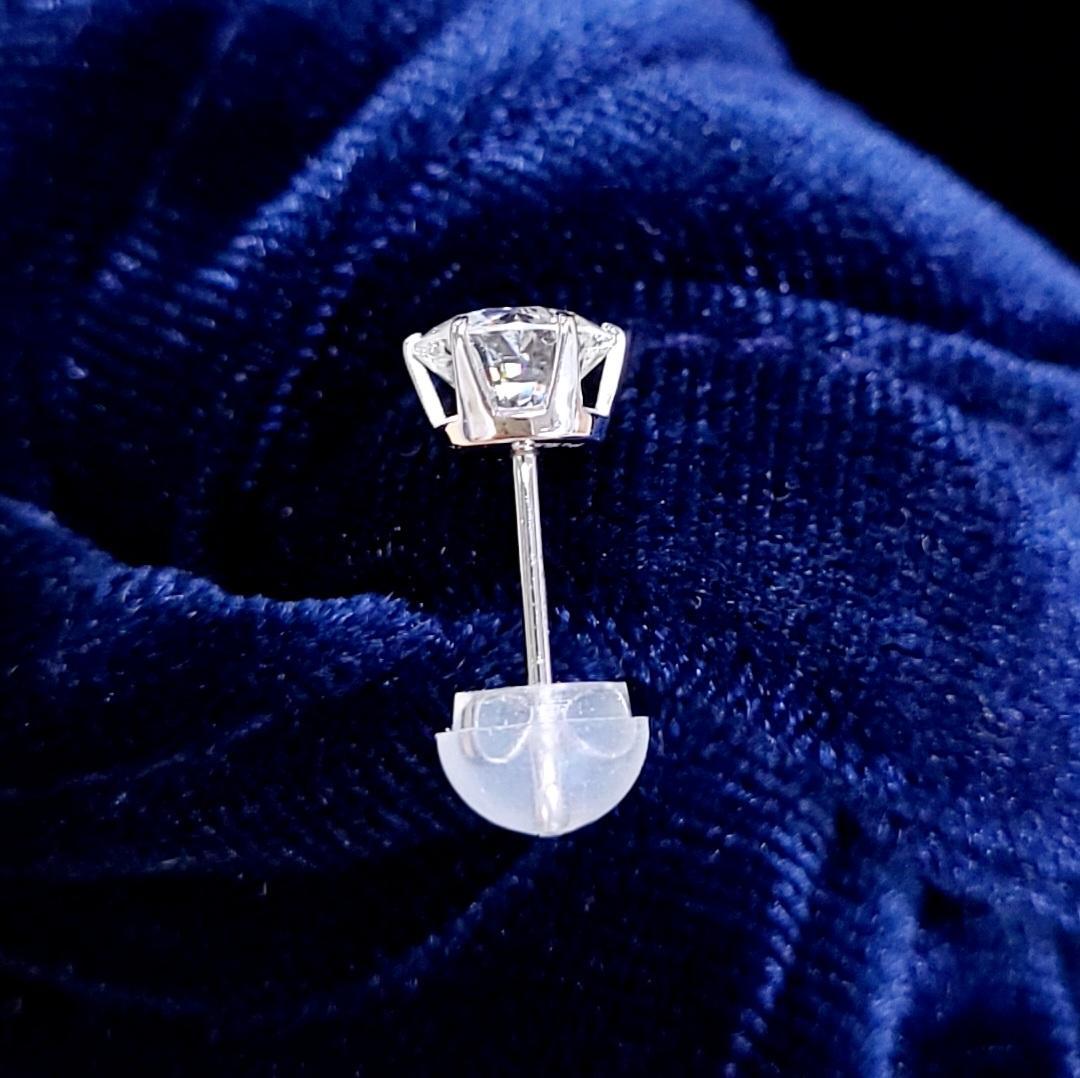 ギラギラ！0.56ct ダイヤモンド SI GOOD PT 一粒 片耳 ピアス