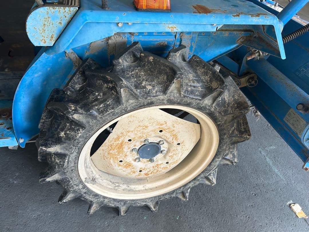 MITSUBISHI MT2000 青色トラクター二駆‼️