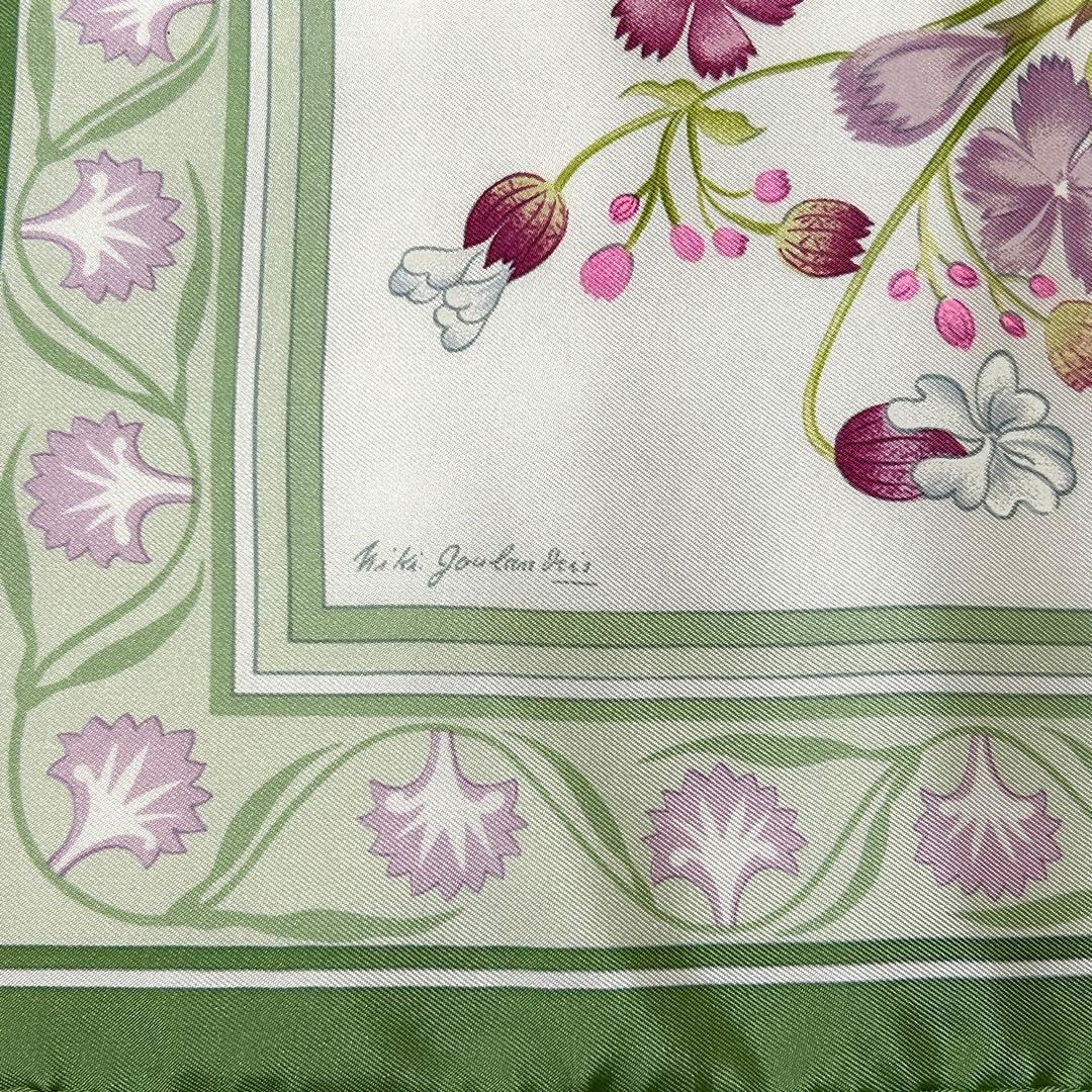 エルメス HERMES スカーフ　カレ90 花柄　【クリーニング済み】