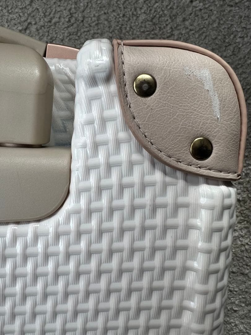 ジュエルナローズ　スーツケース　網かご風　ホワイト