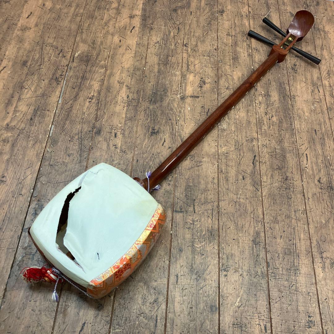 昭和レトロ 三味線 丸打胴 中棹 花梨 民謡 地唄 弦楽器 和楽器 ハードケース