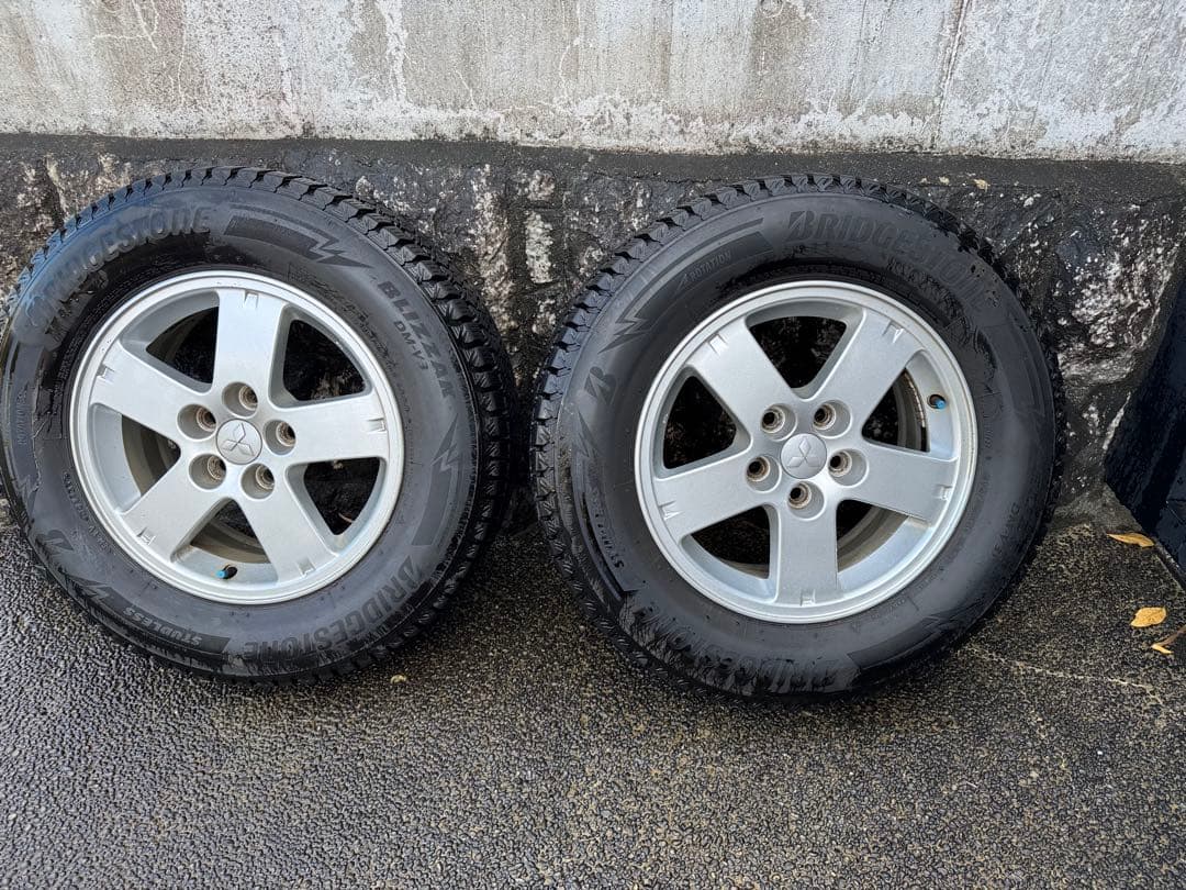 デリカ純正アルミ16インチ➕ブリヂストン ブリザック スタッドレス