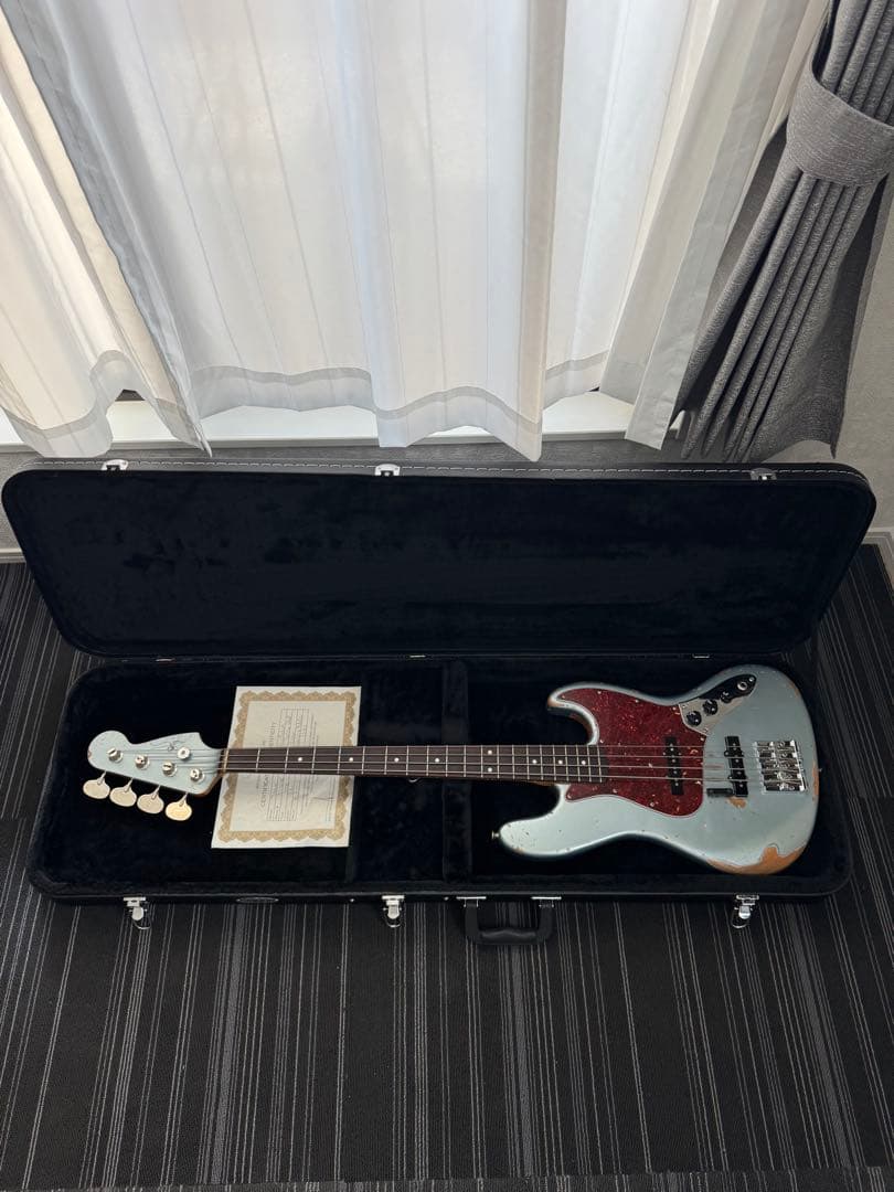 Rittenhouse jazzbass ベース　ギター