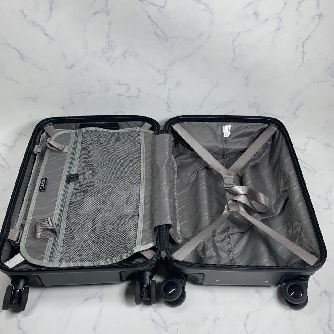 【新品近】ZERO HALLIBURTON キャリーケース　機内持ち込み可