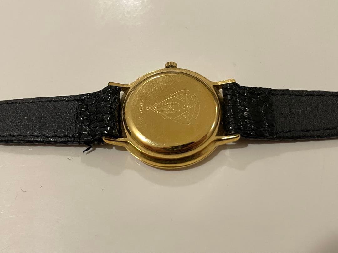 【ケース付き】GUCCI レディース 時計 ゴールド ブラック