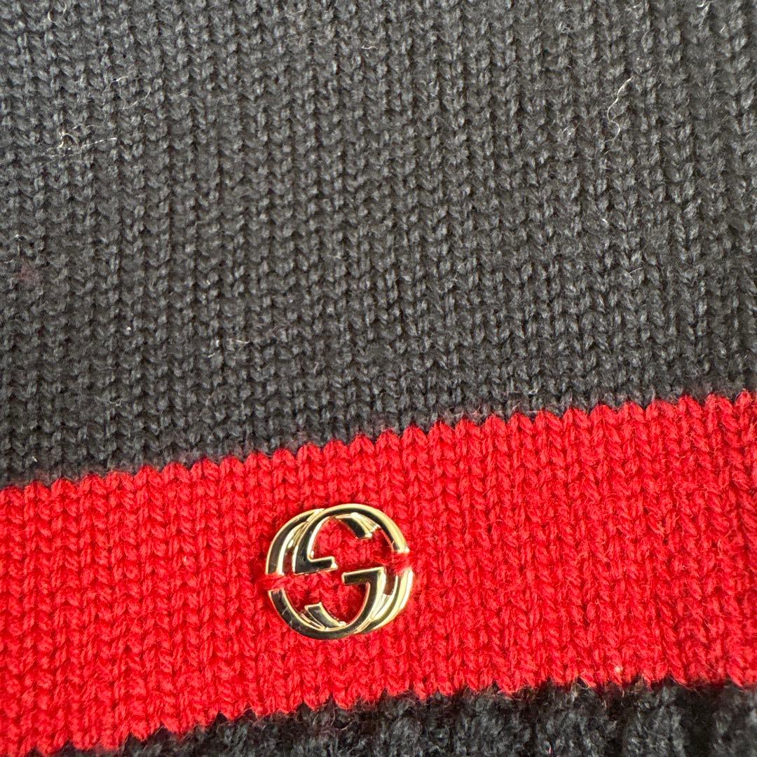 GUCCI GGロゴ付きネイビー・レッドニットビーニー - メルカリ