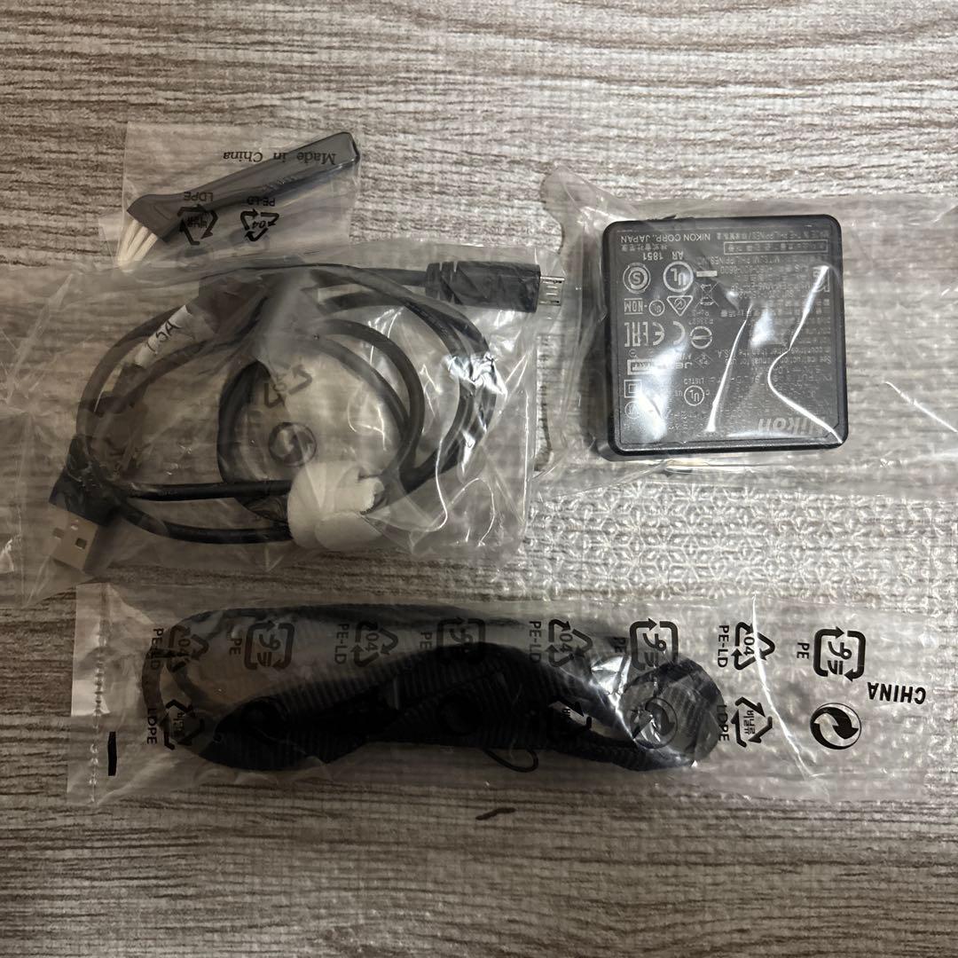 Nikon COOLPIX W300 ブラック 本体