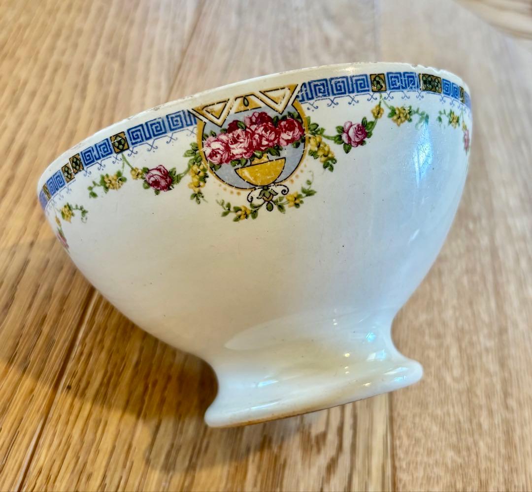 フランスアンティーク ローズ ギルランドの縁飾り　カフェオレボウル