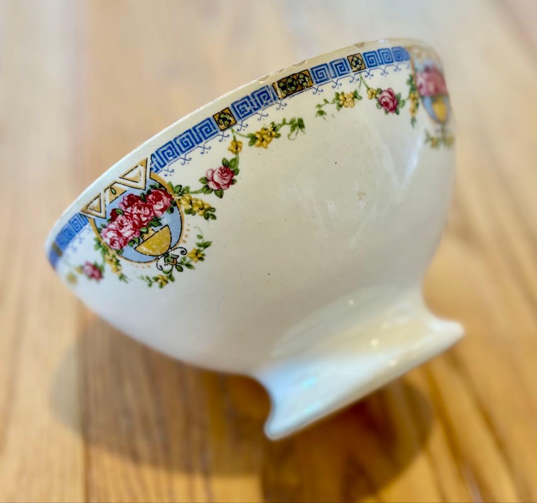 フランスアンティーク ローズ ギルランドの縁飾り　カフェオレボウル