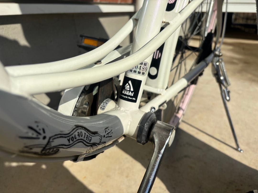 『茨城県西辺り引き取り限定』あさひ ガールズ ラボ ラブリーホワイト24インチ