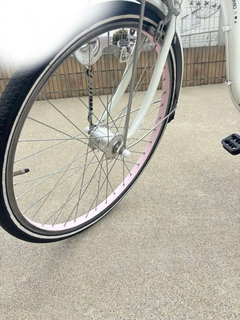 『茨城県西辺り引き取り限定』あさひ ガールズ ラボ ラブリーホワイト24インチ