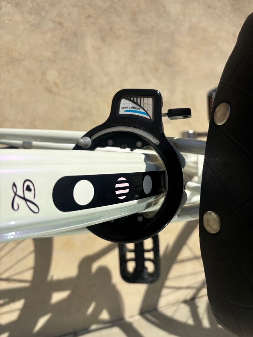 『茨城県西辺り引き取り限定』あさひ ガールズ ラボ ラブリーホワイト24インチ