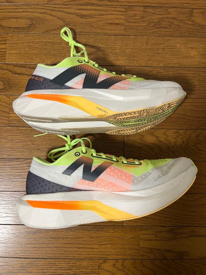 スパイク・シューズ New Balance FuelCell SuperComp Elite v4