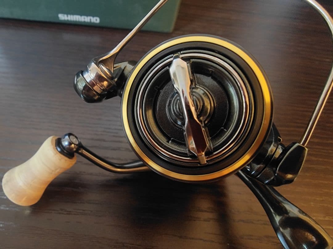 シマノ　23 カーディフ XR C2000S　美品