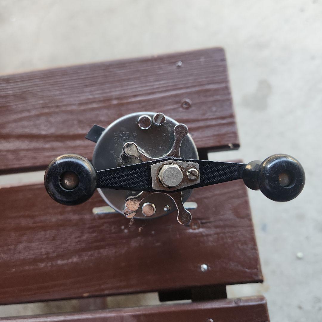 ABU Garciaアンバサダー2500C 中古品 - メルカリ