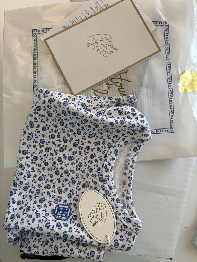 House on the Hill 花柄 Tシャツ 80cm