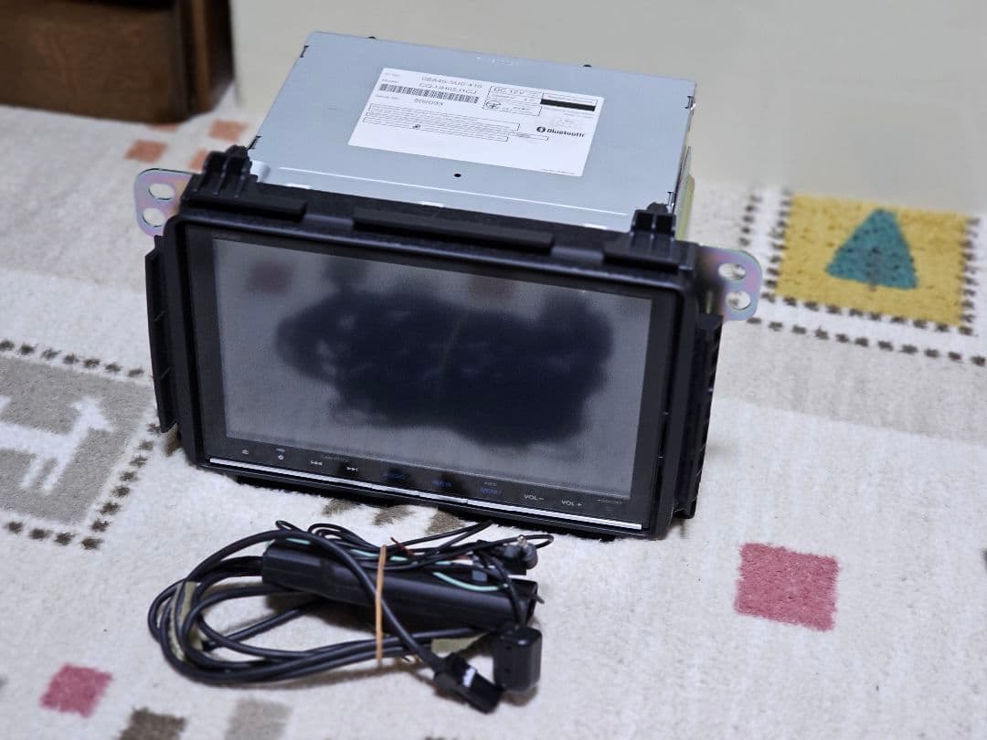 本多8インチオーディオパネル付きGathers VXM-165VFEI カーナビ